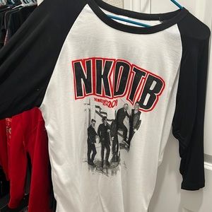 New Kids on the Block Mixtape tour shirt 2019. Excellent condition. Size XL.